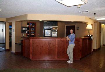 Hotel Country & By Radisson, Sandusky South, Oh Milan