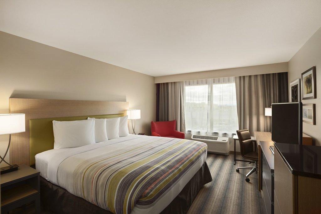 Country & By Radisson, Sandusky South, Oh 3*